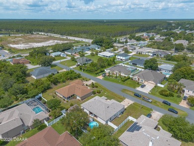Welcome home to this beautifully maintained 4-bedroom - photo 43