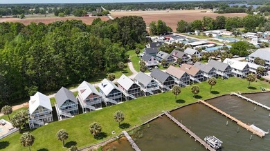 Furnished waterfront gem, located in Goat Island, nestled in the - photo 3
