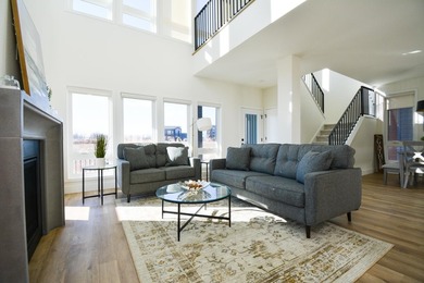 This home is located in one of Oak Creek's finest communities - photo 4