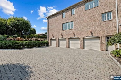 See Virtual Tour for a comprehensive video tour, floor plans & - photo 12