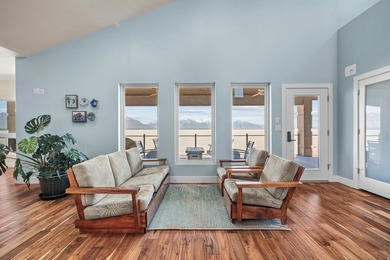 Custom-built waterfront luxury resort home, located in a private - photo 14