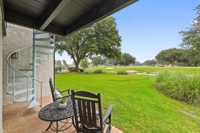 LOCATION, LOCATION, LOCATION! This amazing townhome in Horseshoe - photo 22