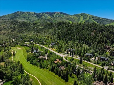 Luxury Golf Course Estate on Rollingstone Ranch. Experience the - photo 2