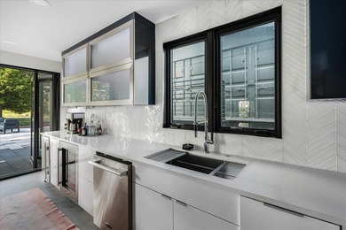 One of New England's most unique & premiere properties, a - photo 27