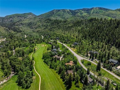 Luxury Golf Course Estate on Rollingstone Ranch. Experience the - photo 9