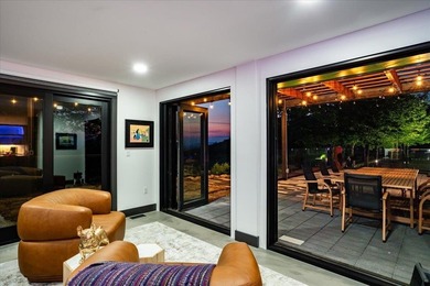 One of New England's most unique & premiere properties, a - photo 31