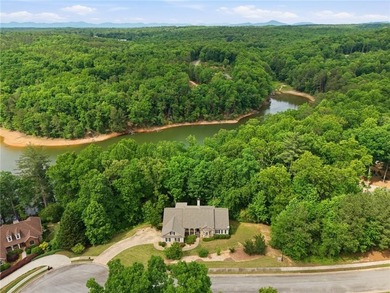 BEAUTIFUL CUSTOM LAKE HOME! Experience peaceful lake living in - photo 4