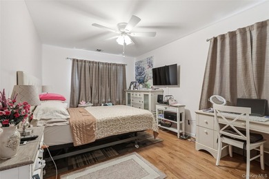 A Barnum Island beauty. This 3 Bdrm 2 Full Bath dormered raised - photo 11