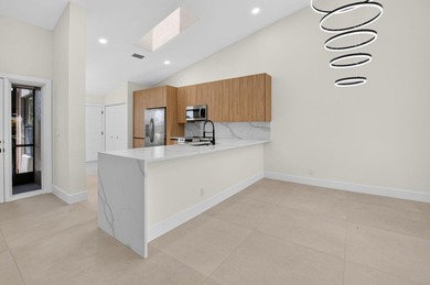 Welcome to this beautifully and completely remodeled - photo 13