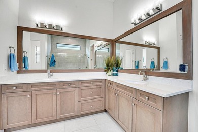 1YR NEW Kolter POOL home Meticulously maintained and beautifully - photo 15