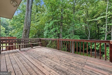Beautifully Updated 4 bedroom, 3 Bath home with 2190 sq.ft. in a - photo 18