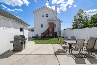 A Barnum Island beauty. This 3 Bdrm 2 Full Bath dormered raised - photo 23