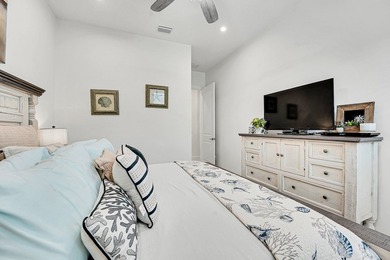 1YR NEW Kolter POOL home Meticulously maintained and beautifully - photo 25