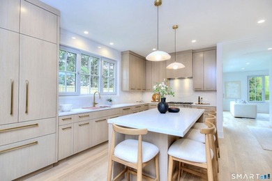 Located on a quiet cul de sac only one mile from Metro North - photo 9