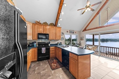 Experience the perfect blend of lakeside luxury and modern - photo 13