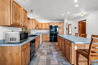 Spectacular waterfront property with approximately 100ft of - photo 20