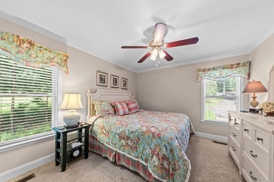 Experience the perfect blend of lakeside luxury and modern - photo 24