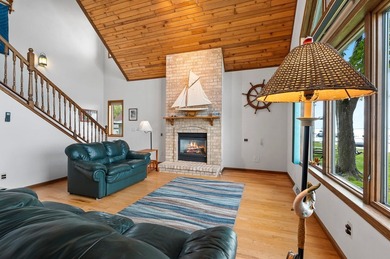 Spectacular waterfront property with approximately 100ft of - photo 27