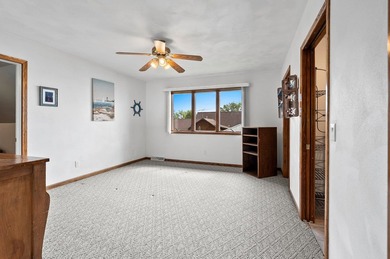 Spectacular waterfront property with approximately 100ft of - photo 34