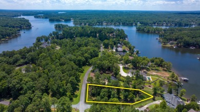 Want to build your home with Lakefront Views from every room?