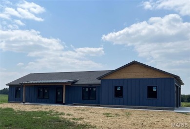 Lake Home For Sale in Cuba, Missouri