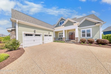Stunning, free-flowing open-concept residence offering refined - photo 3