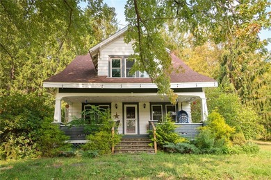 Dunraven - a beautifully preserved c.1923 American Craftsman - - photo 3