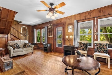 Dunraven - a beautifully preserved c.1923 American Craftsman - - photo 6