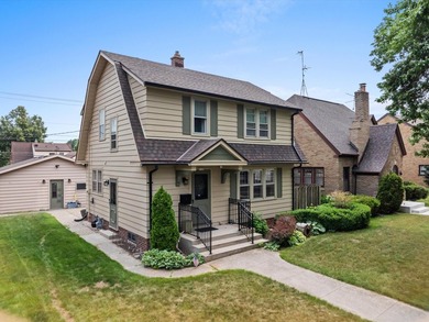 Lake Michigan - Sheboygan County Home For Sale in Sheboygan Wisconsin