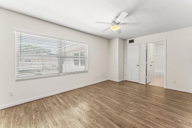 Welcome to a charming quiet townhouse in West Palm Beach - photo 19