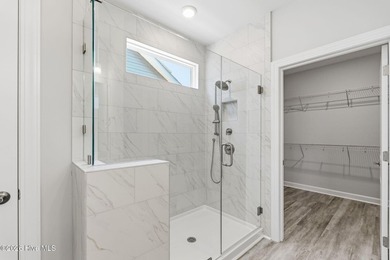 LISTED BELOW RECENT APPRAISAL VALUE! This is the deal buyers - photo 5