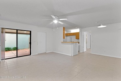 Welcome to Sweet Home Sebastian Lakes! Very clean 1st floor - photo 6
