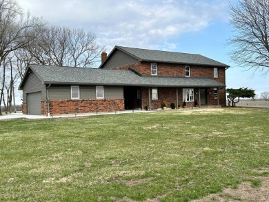 Lake Home For Sale in Gallatin, Missouri