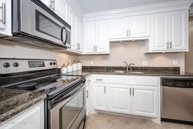 Welcome to 1907 9th Street in Pascagoula, where classic - photo 16
