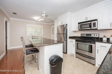 Welcome to 1907 9th Street in Pascagoula, where classic - photo 17
