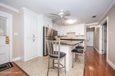 Welcome to 1907 9th Street in Pascagoula, where classic - photo 19