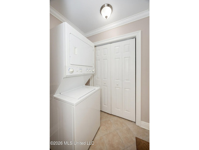 Welcome to 1907 9th Street in Pascagoula, where classic - photo 31