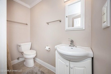 Welcome to 1907 9th Street in Pascagoula, where classic - photo 34