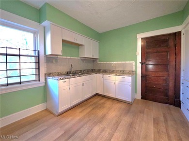 Welcome HOME to 9112 Parmelee Ave, in Cleveland! A charming and - photo 10