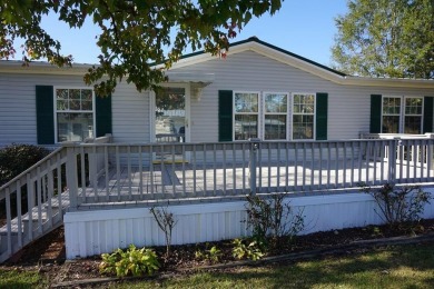 Lake Home For Sale in Summerton, South Carolina