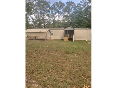 Extremely clean 2017 Oak Manor MH, approx. 15.5x64 with all - photo 12