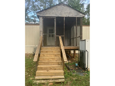 Extremely clean 2017 Oak Manor MH, approx. 15.5x64 with all - photo 13