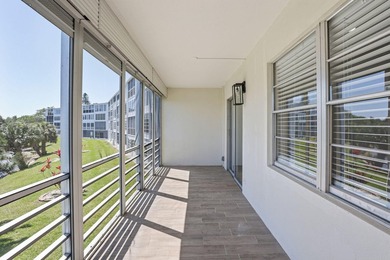 Welcome to this beautifully fully renovated 2-bedroom - photo 16