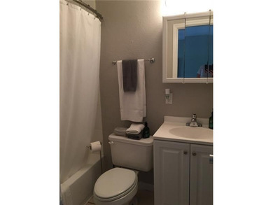 INVESTOR SPECIAL!! Charming and Bright 2bed/1bath Unit in - photo 16
