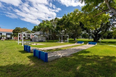 Welcome to this beautifully fully renovated 2-bedroom - photo 31