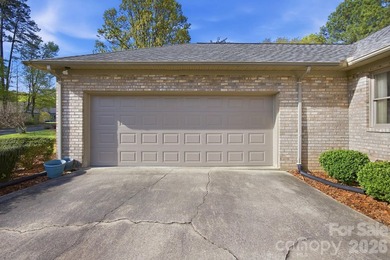 Welcome to 406 Vincent Court, nestled in the desirable Corbin - photo 5