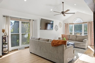 Welcome to 406 Vincent Court, nestled in the desirable Corbin - photo 9