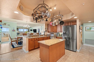 RARE CORNER UNIT NOW AVAILABLE at Harbor Pointe! Ready for - photo 6
