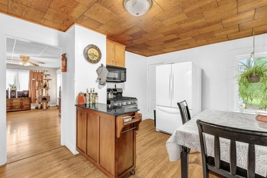 Charming Ranch Style home sitting on 22+/- acres in the small - photo 5