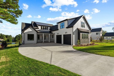 Lake Home For Sale in Eatonton, Georgia